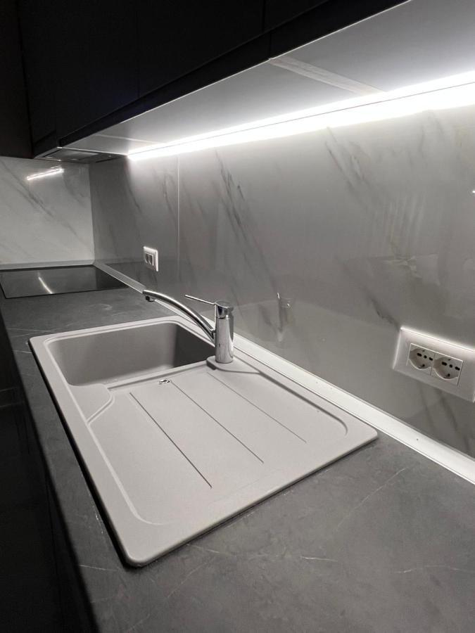 Alma Rose Apartment コルチャ エクステリア 写真